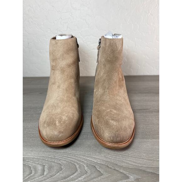 Sofft Nine Wedge Tamn Suede Booties- Size 8M- EUC - Picture 3 of 9